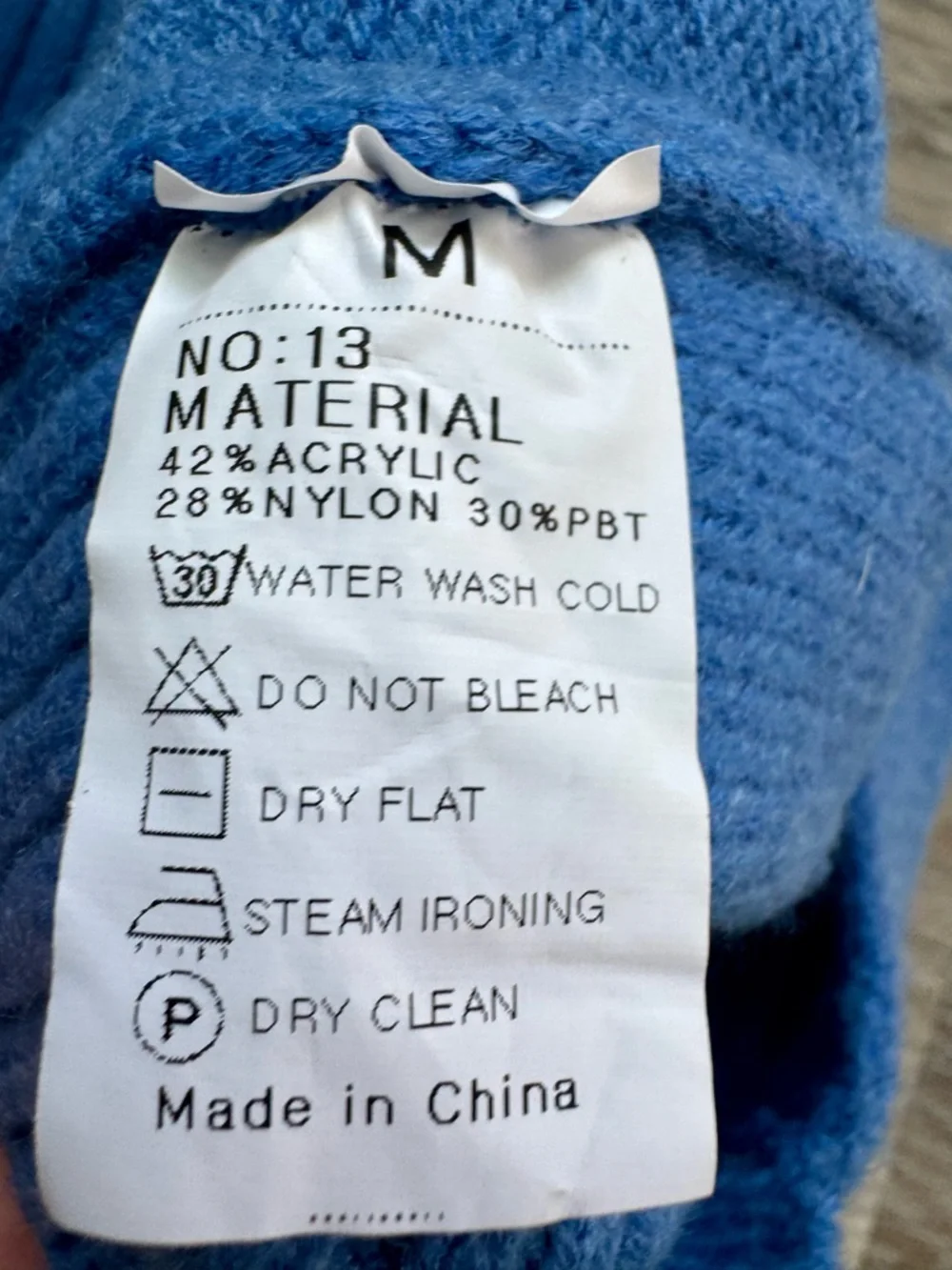 ASENKU Dog Sweater, Size M. Features a beautiful cornflower-blue color. This war